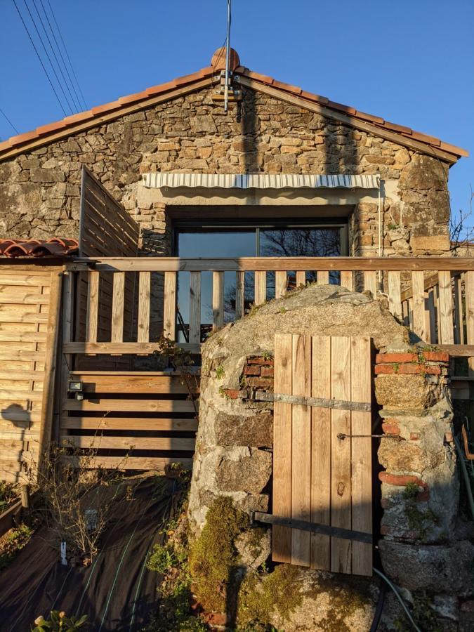 Le Petit Moulin Hotel Пузож Екстериор снимка
