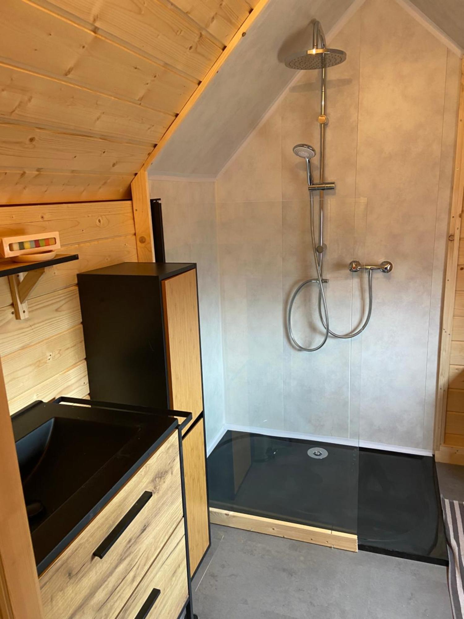 Le Petit Moulin Hotel Пузож Екстериор снимка