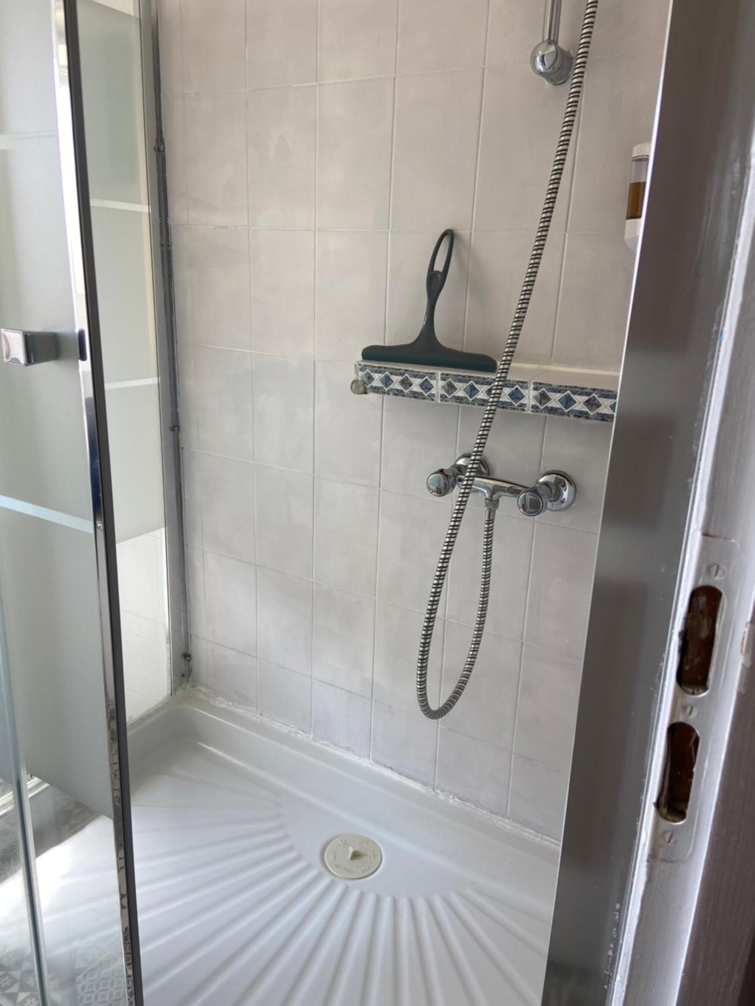 Le Petit Moulin Hotel Пузож Екстериор снимка