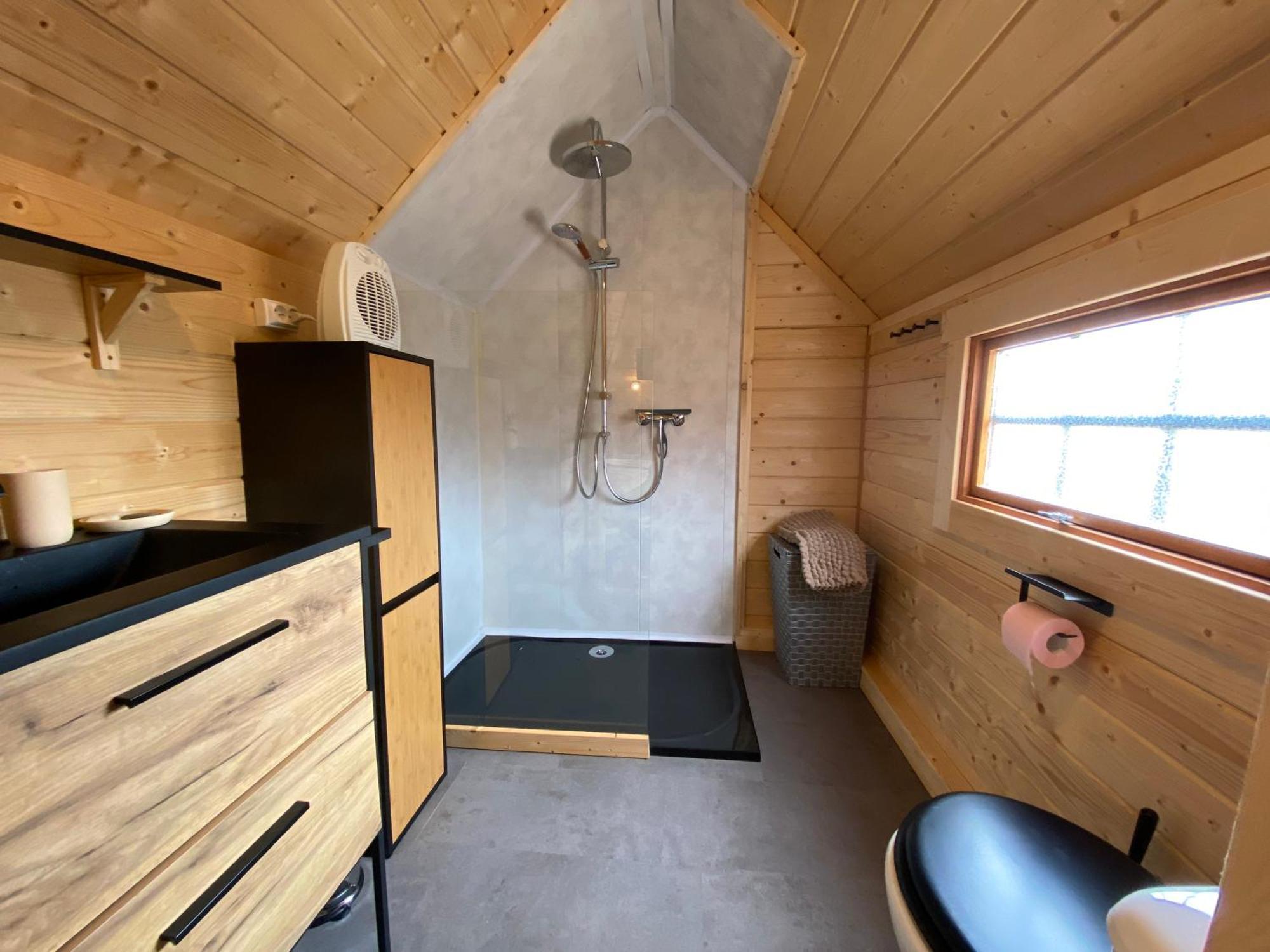 Le Petit Moulin Hotel Пузож Екстериор снимка